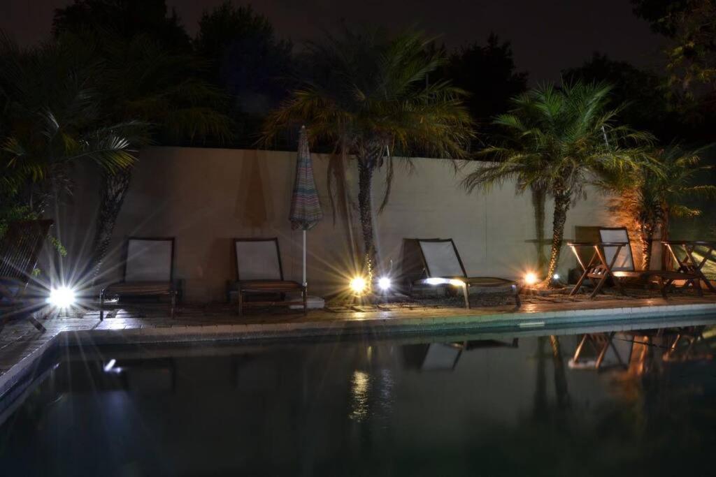 Daisy St -One Bedroom Apartment Johannesburg Ngoại thất bức ảnh